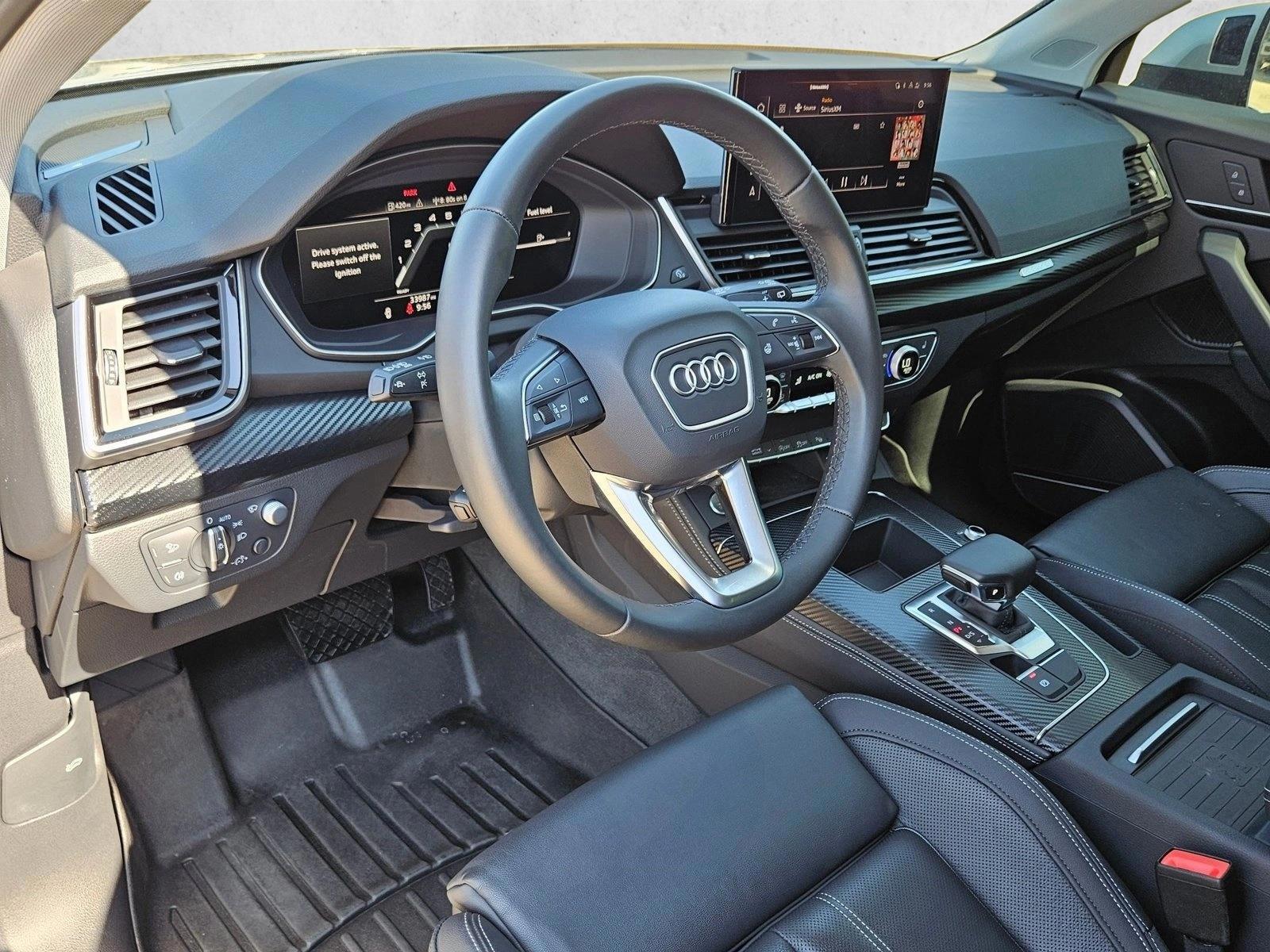 Thumbnail: 2023 Audi Q5 - 3
