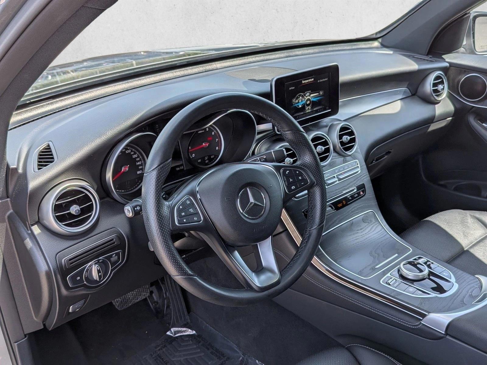 Thumbnail: 2017 Mercedes-Benz GLC - 3