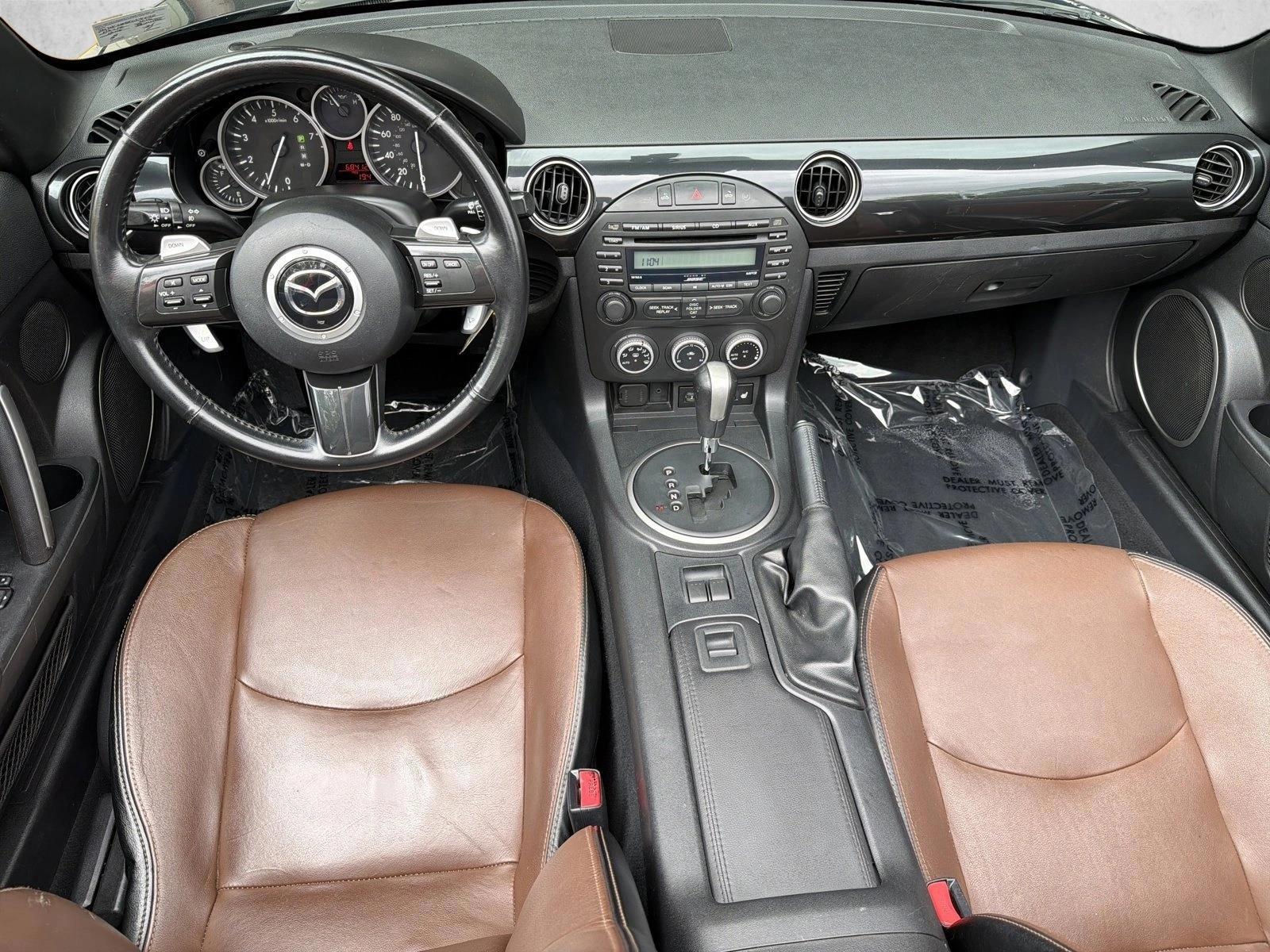 Thumbnail: 2015 Mazda MX-5 Miata - 4