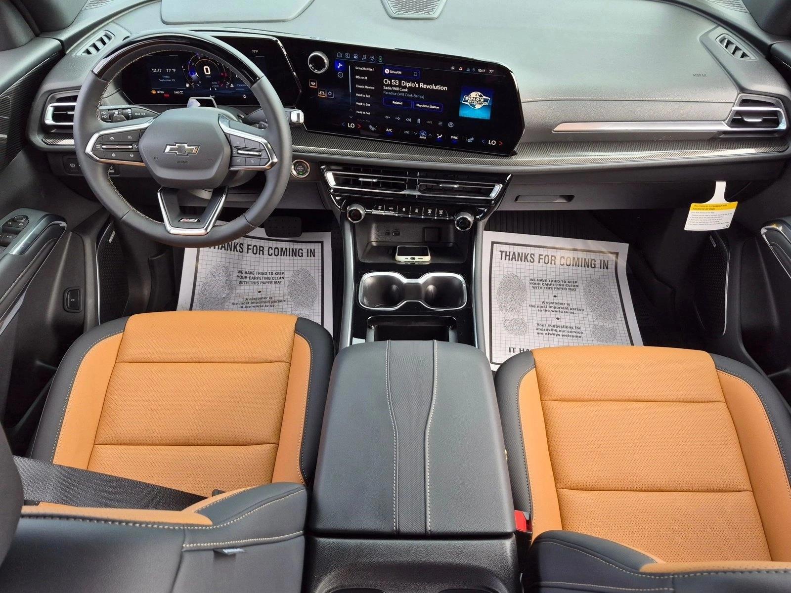 Thumbnail: 2027 Chevrolet Traverse - 4