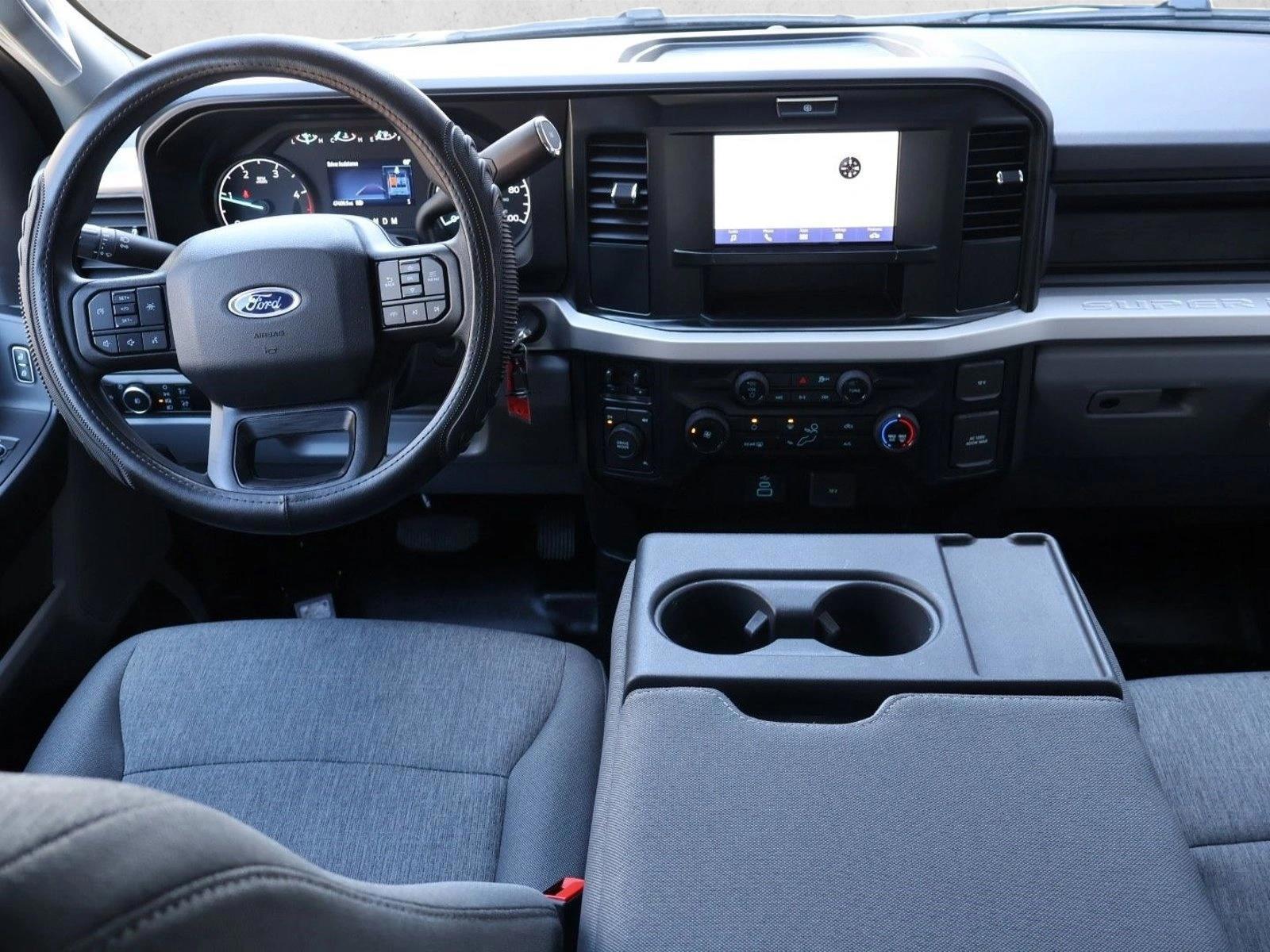 Thumbnail: 2025 Ford Econoline - 4