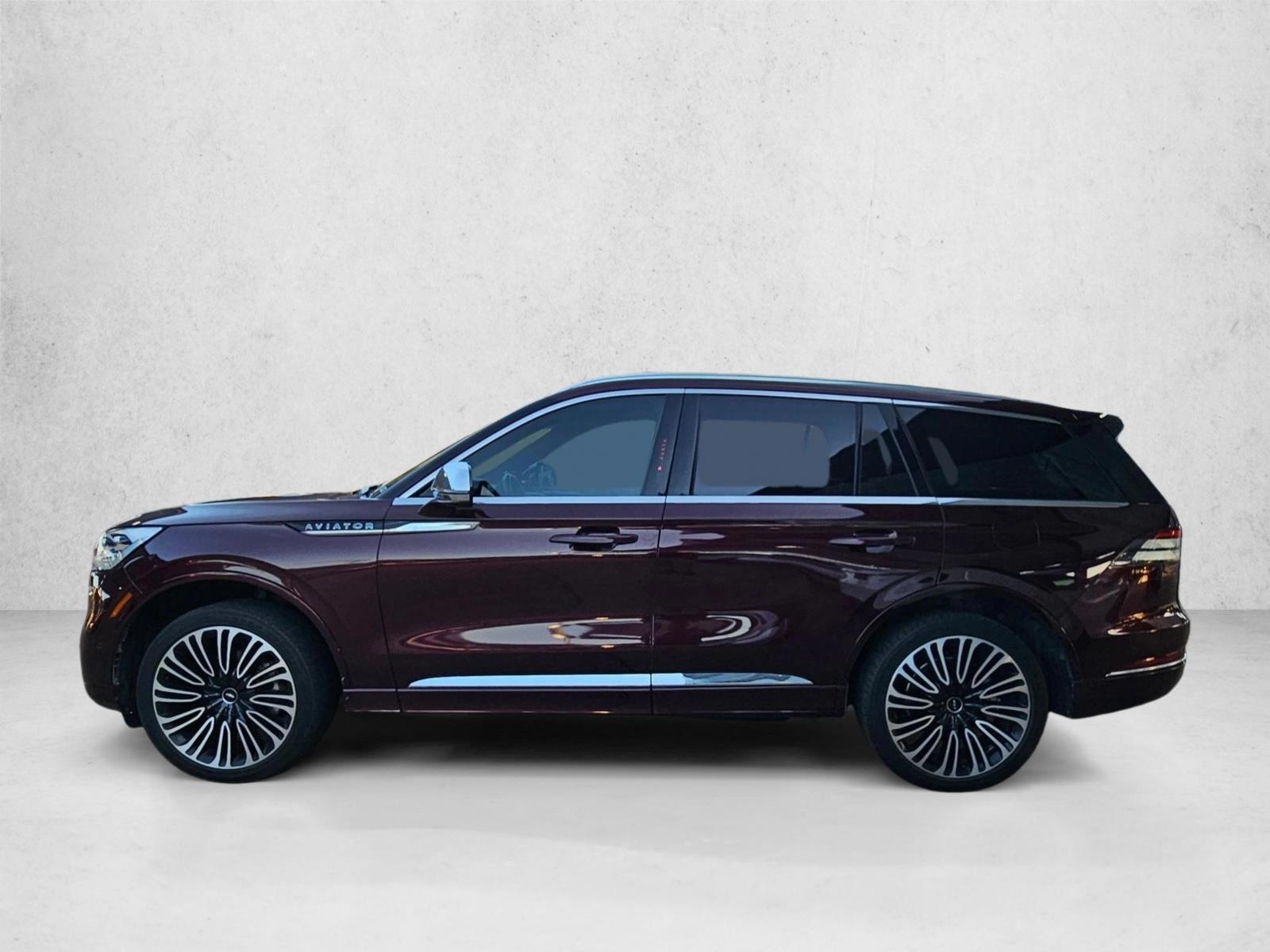 Thumbnail: 2020 Lincoln Aviator - 2