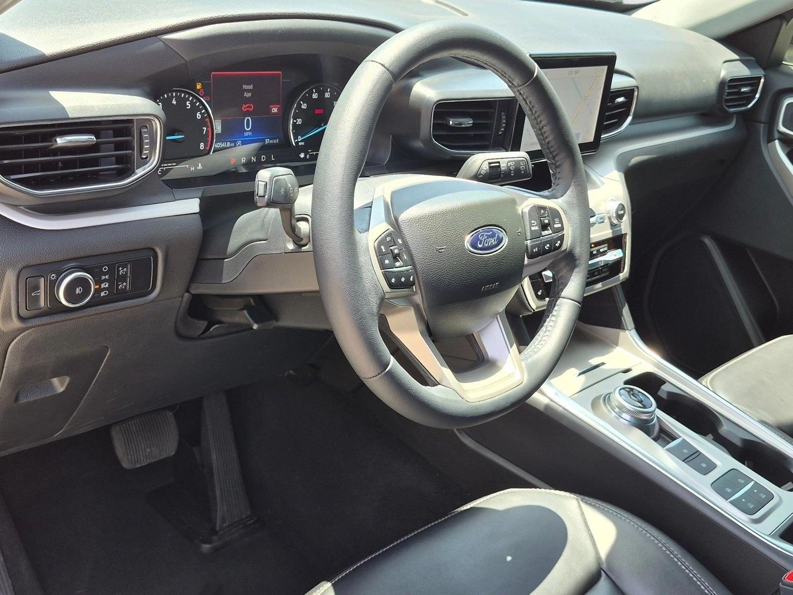 Thumbnail: 2023 Ford Explorer - 3