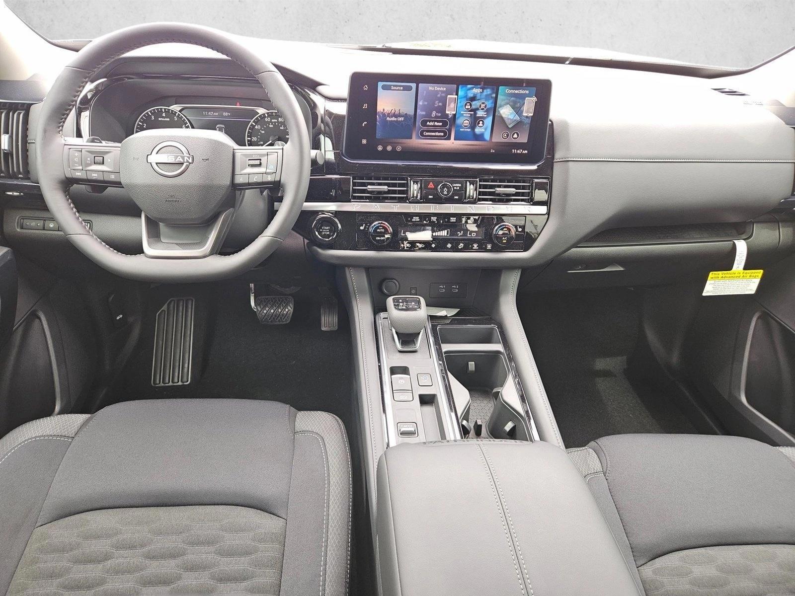Thumbnail: 2026 Nissan Pathfinder - 3