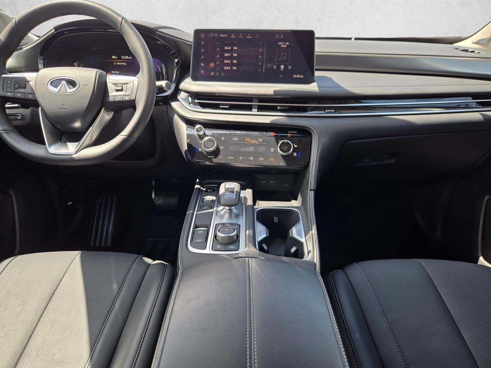 Thumbnail: 2026 INFINITI QX60 - 3