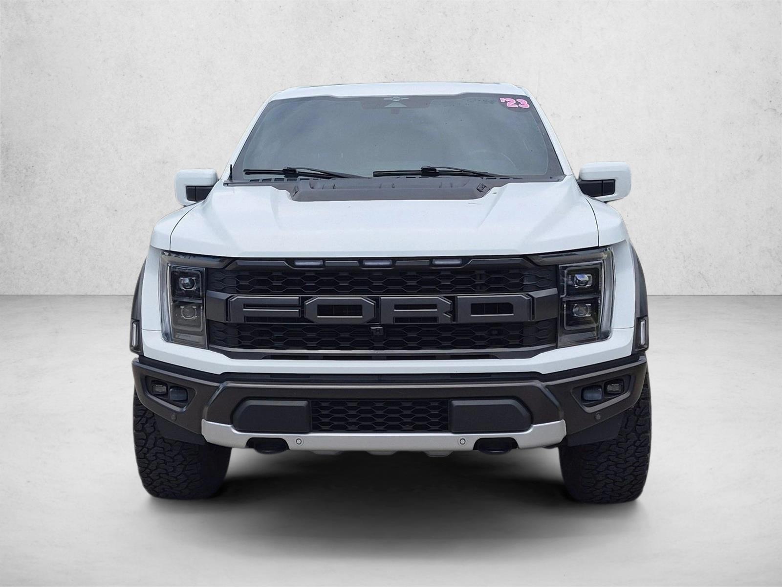 2023 Ford F-150 Raptor - Photo 2