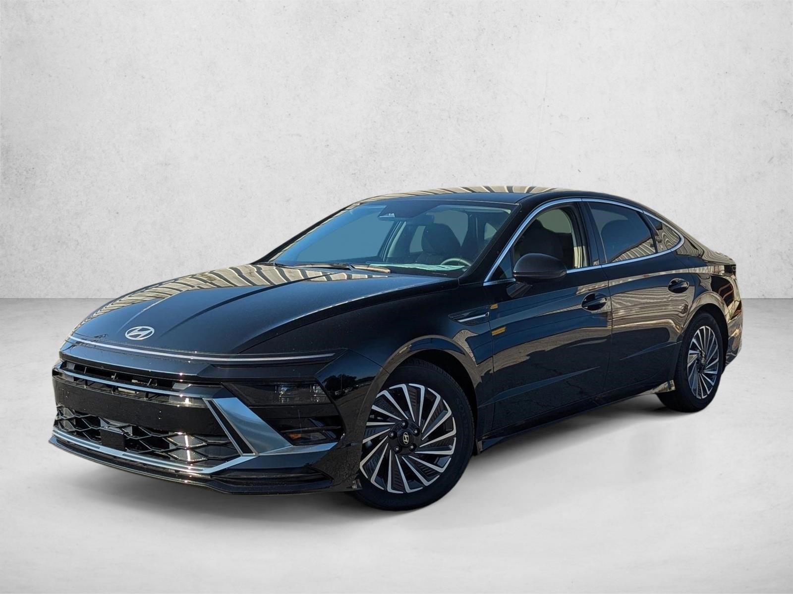 Thumbnail: 2025 Hyundai Sonata - 1