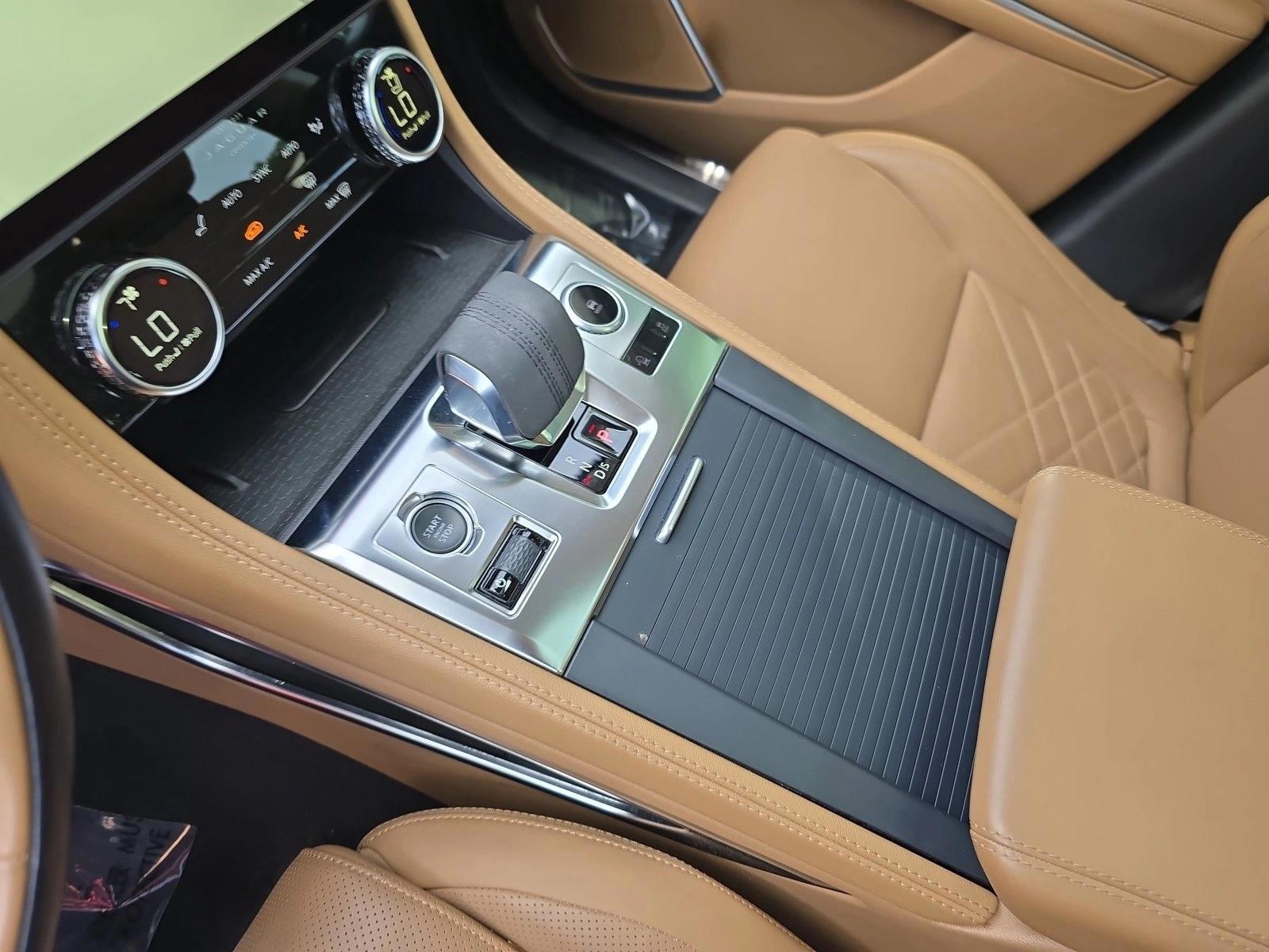2021 Jaguar F-Pace S - Photo 25