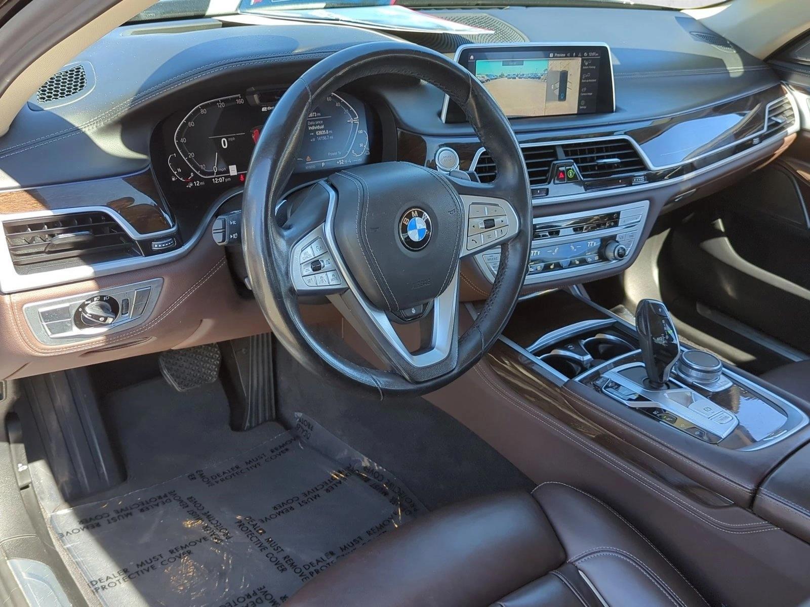 Thumbnail: 2021 BMW 7 Series - 3