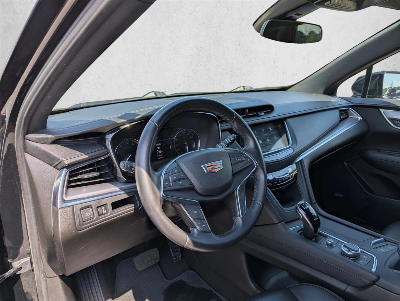 Thumbnail: 2021 Cadillac XT5 - 3