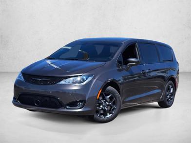 2020 Chrysler Pacifica Touring -
                  Phoenix, AZ