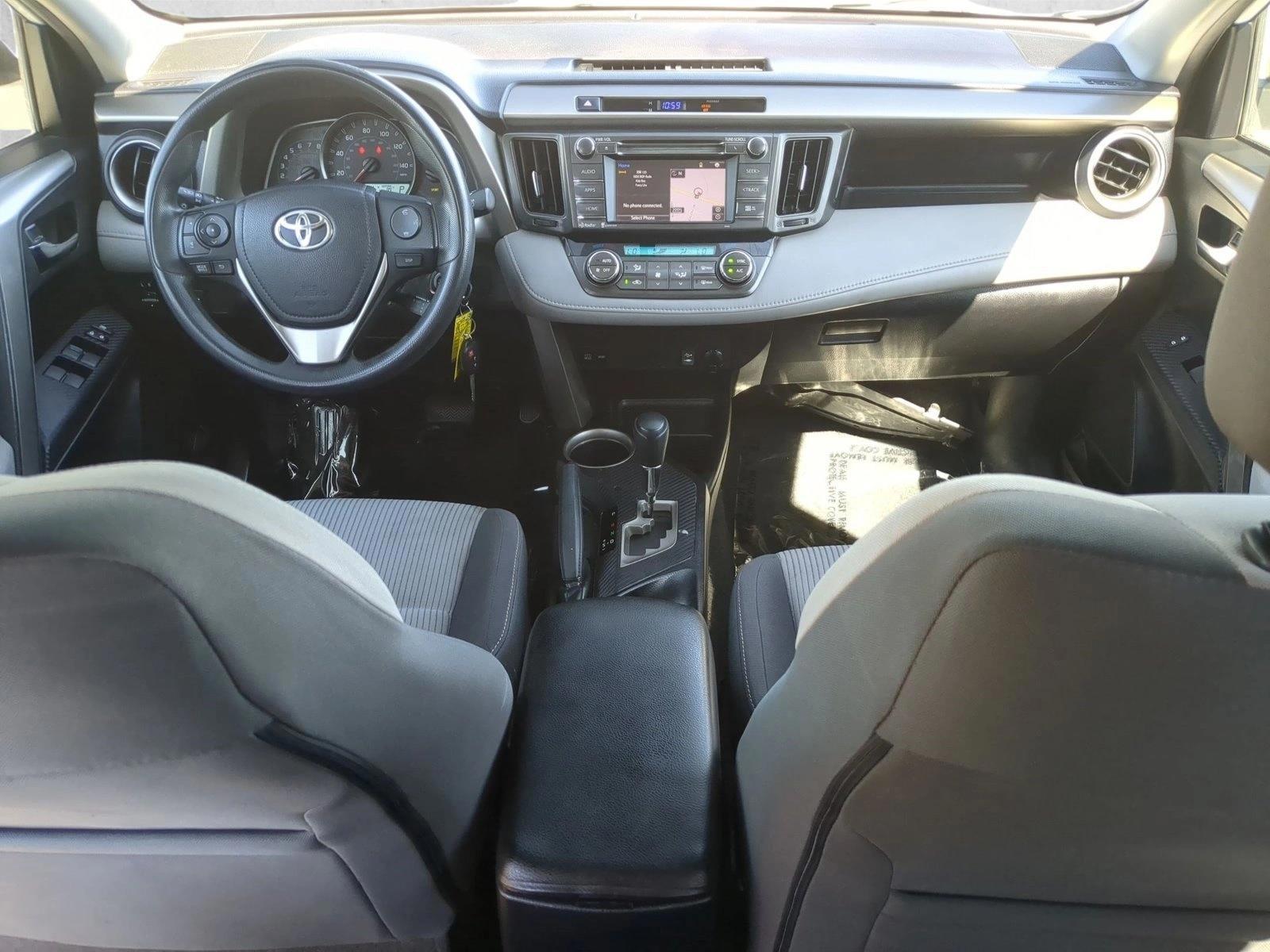 Thumbnail: 2014 Toyota RAV4 - 3