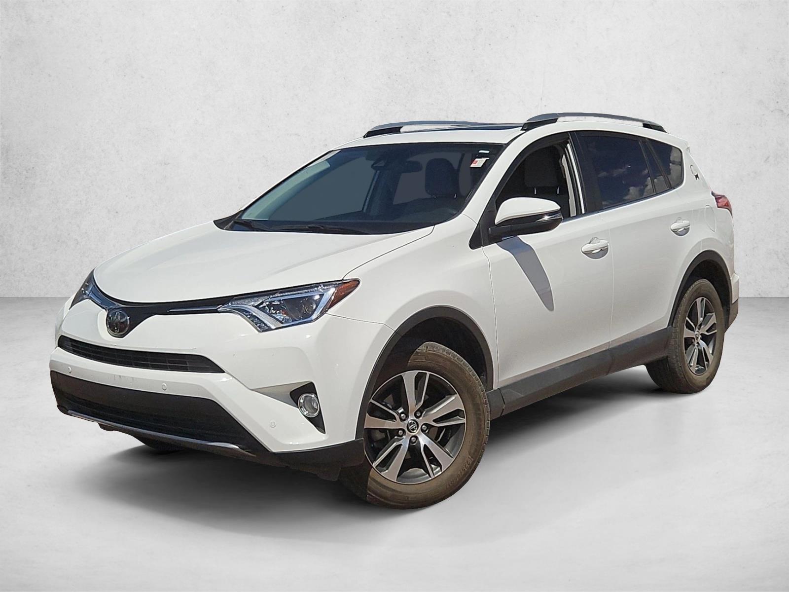 Thumbnail: 2018 Toyota RAV4 - 1
