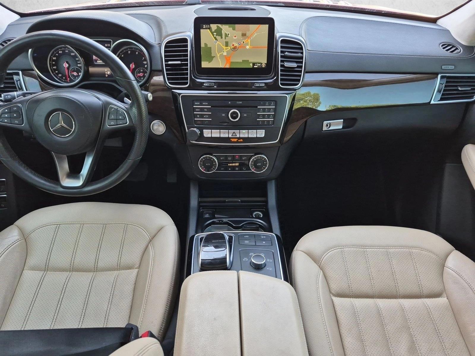 Thumbnail: 2017 Mercedes-Benz GLS - 3