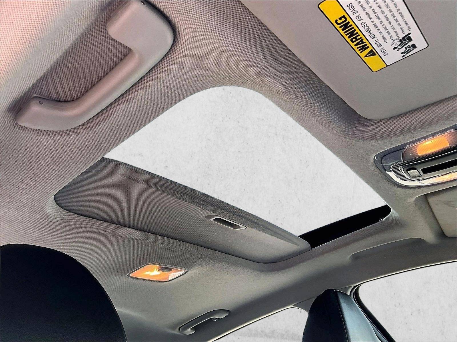 2023 Hyundai Elantra Limited - Photo 16