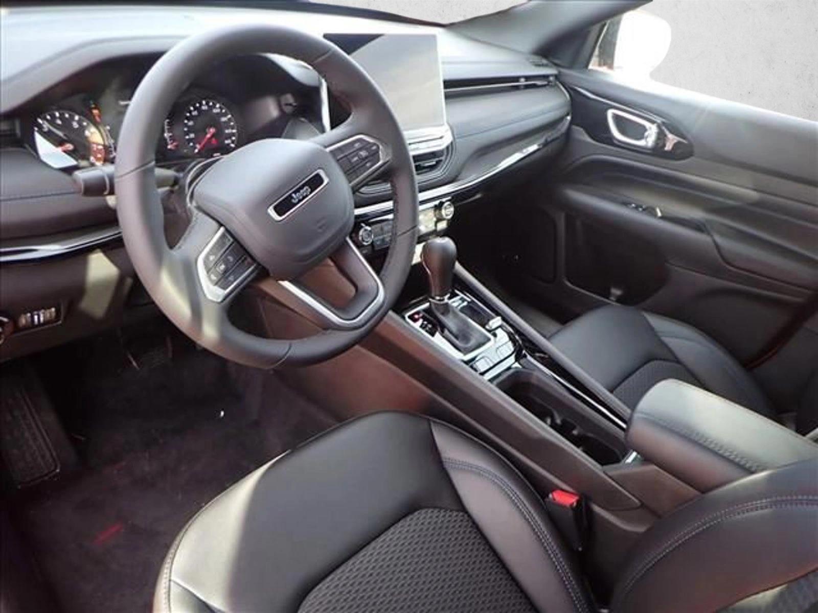 Thumbnail: 2026 Jeep Compass - 3