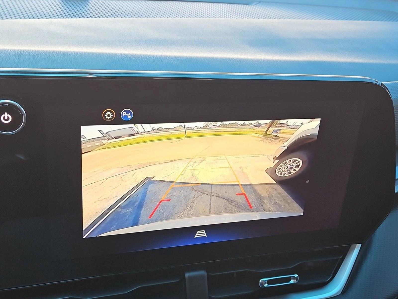 2025 Chevrolet Equinox LT - Photo 14