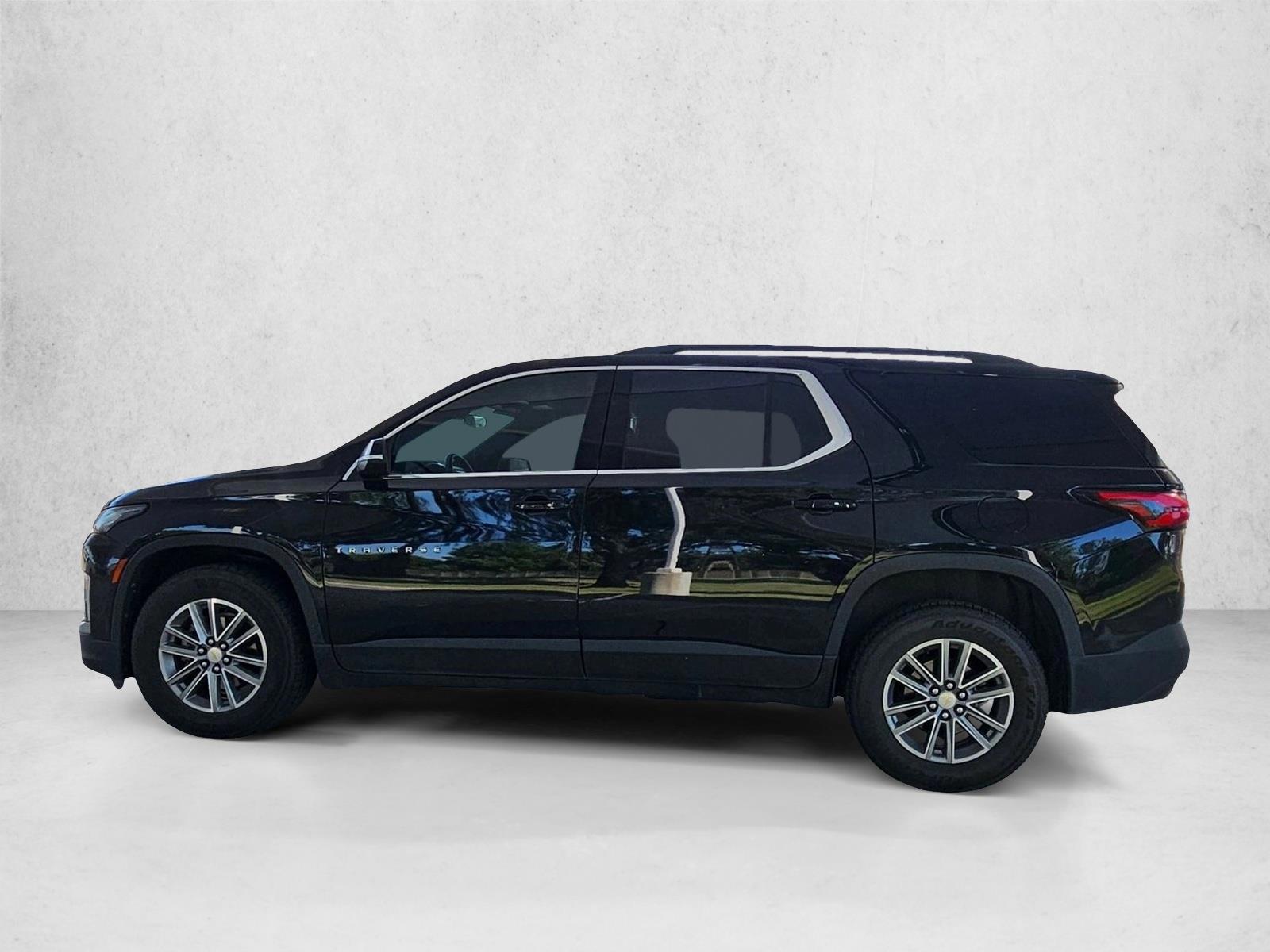 Thumbnail: 2023 Chevrolet Traverse - 2
