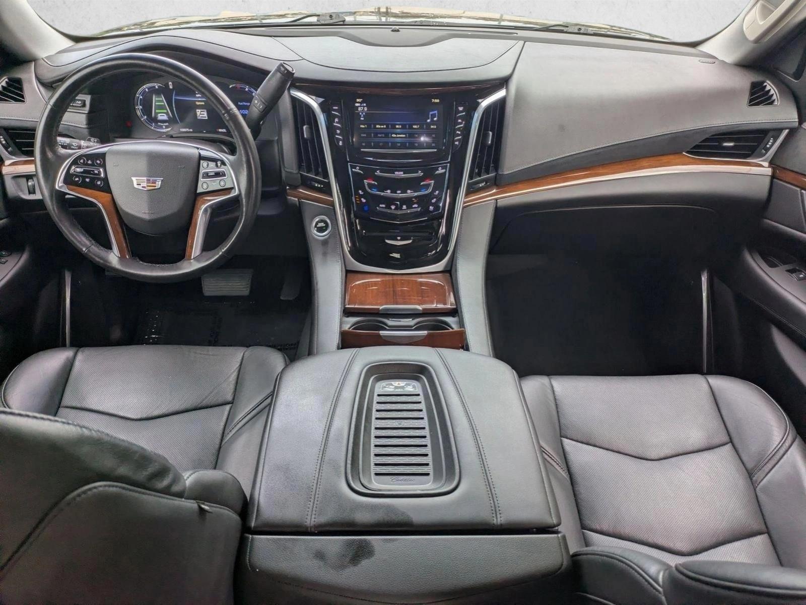 Thumbnail: 2019 Cadillac Escalade - 4