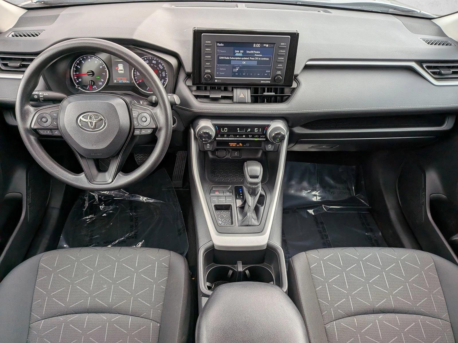 Thumbnail: 2022 Toyota RAV4 - 3