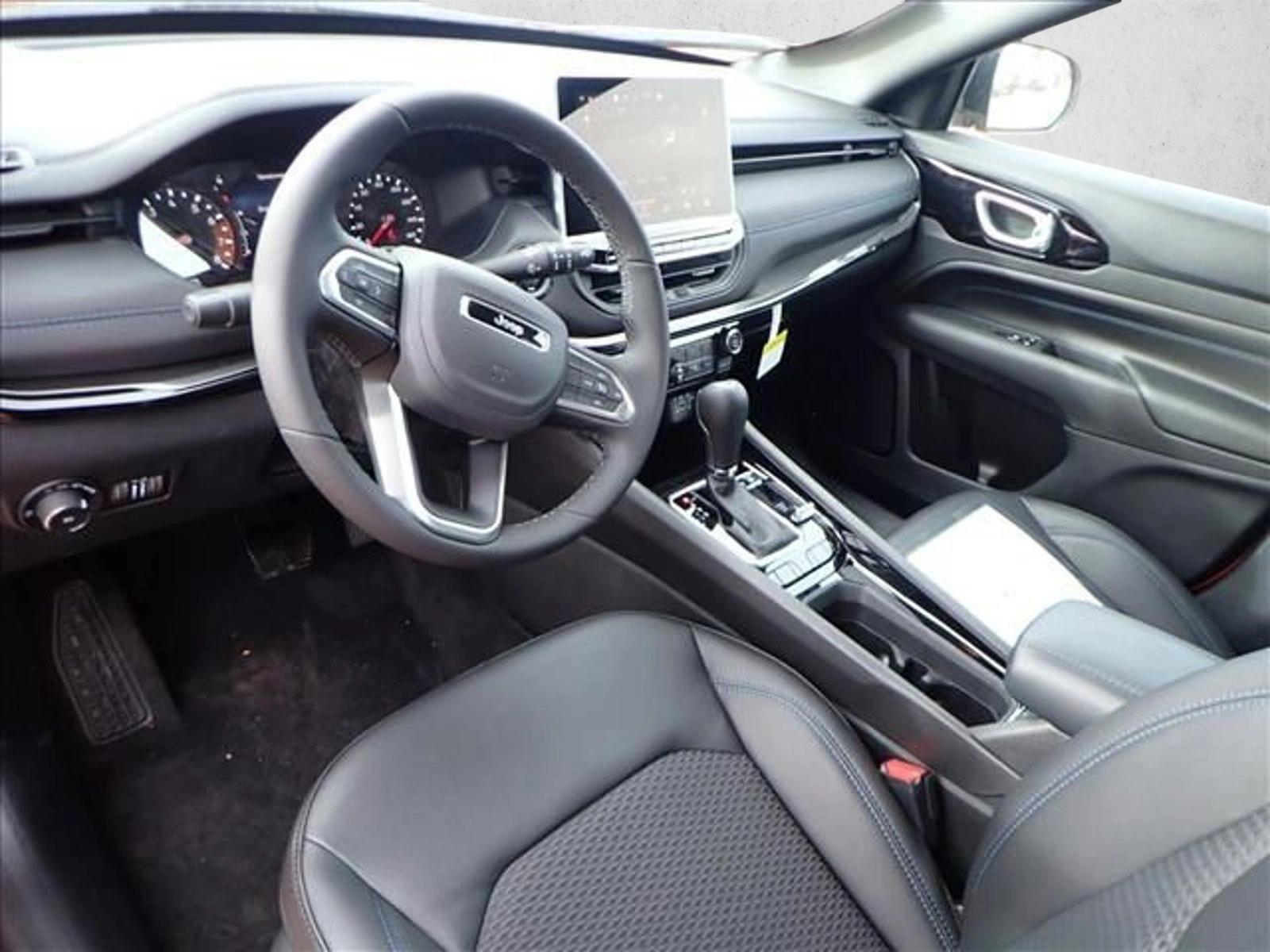Thumbnail: 2026 Jeep Compass - 3