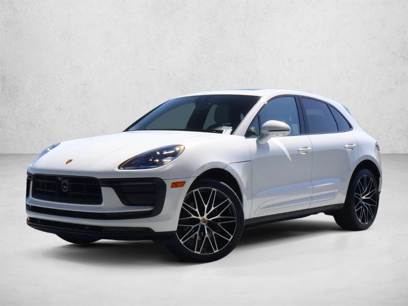 Thumbnail: 2025 Porsche Macan - 1
