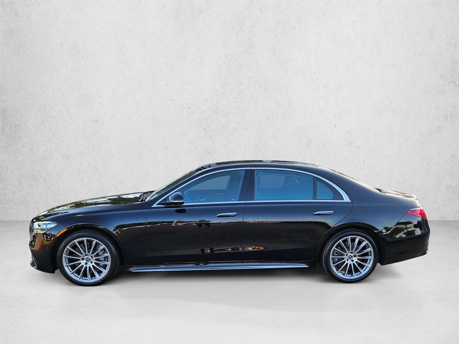 Thumbnail: 2023 Mercedes-Benz S-Class - 2
