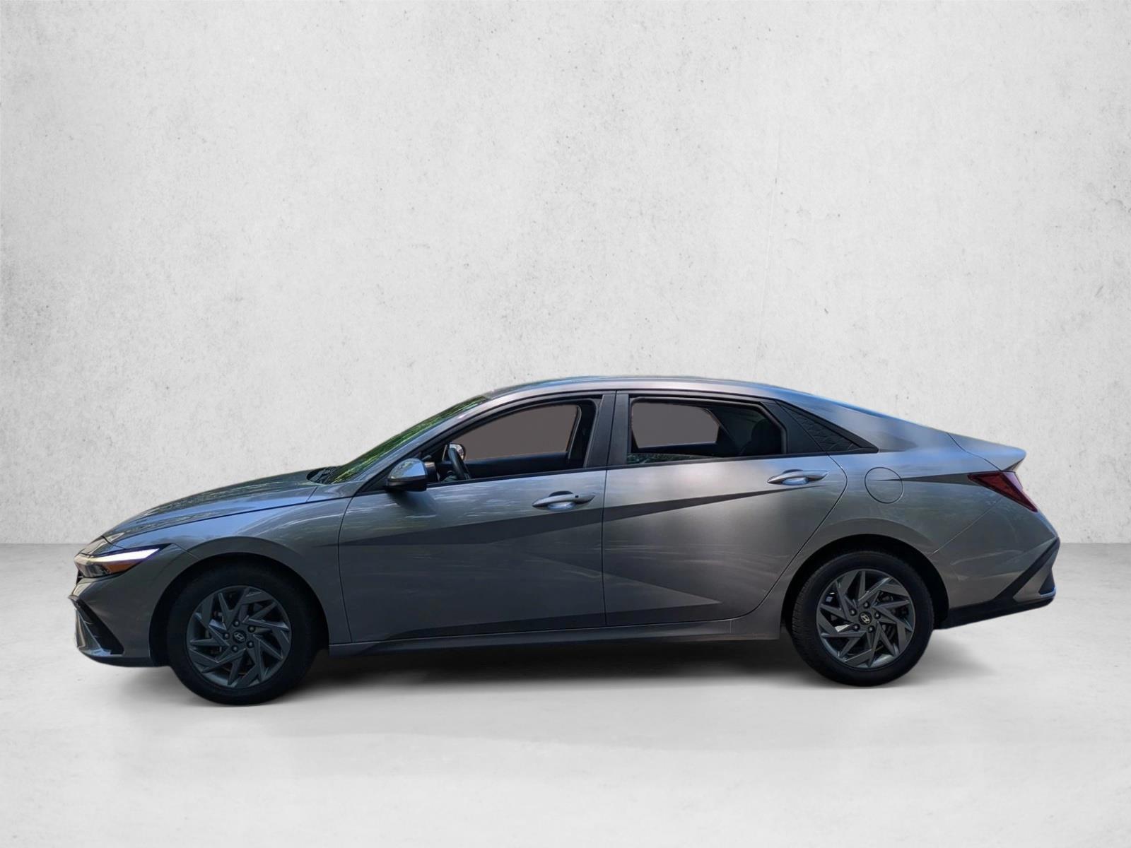 Thumbnail: 2024 Hyundai Elantra - 2