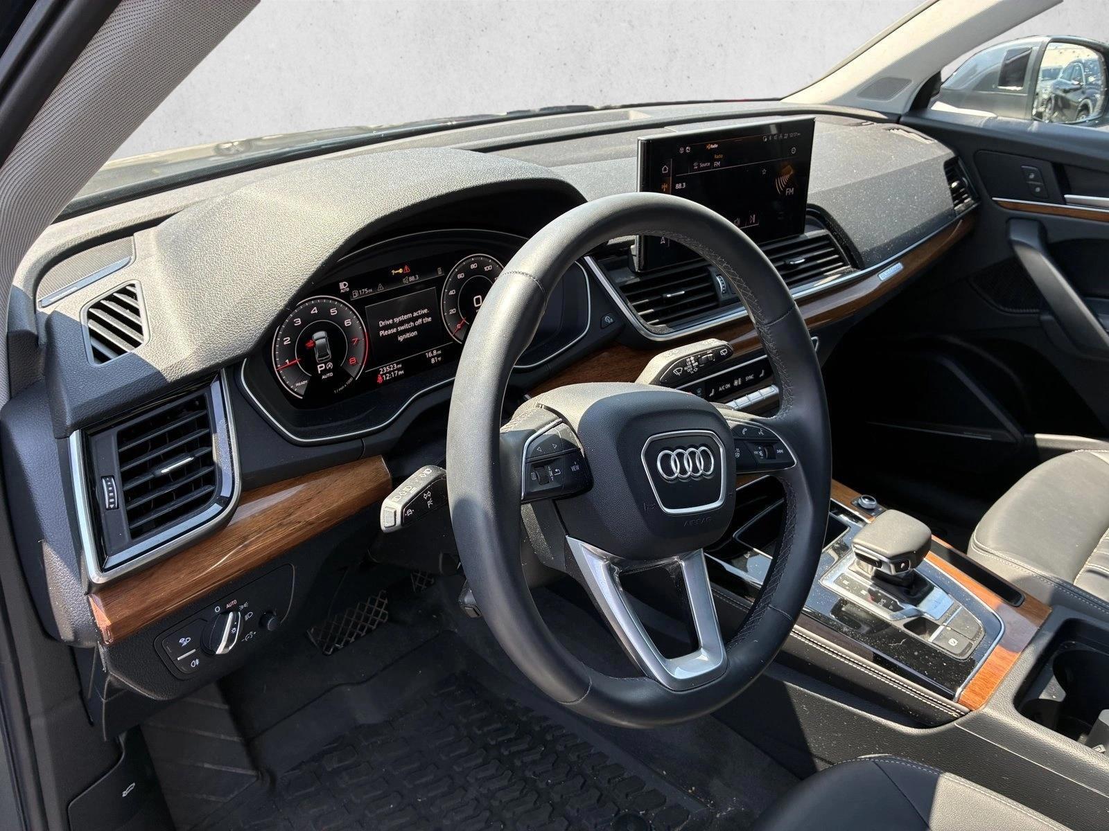Thumbnail: 2023 Audi Q5 - 3