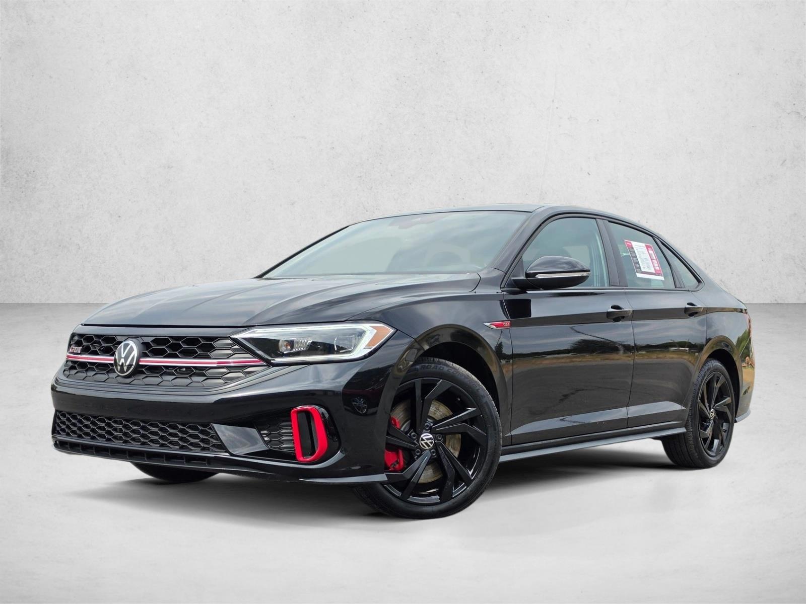 Thumbnail: 2024 Volkswagen Jetta - 1