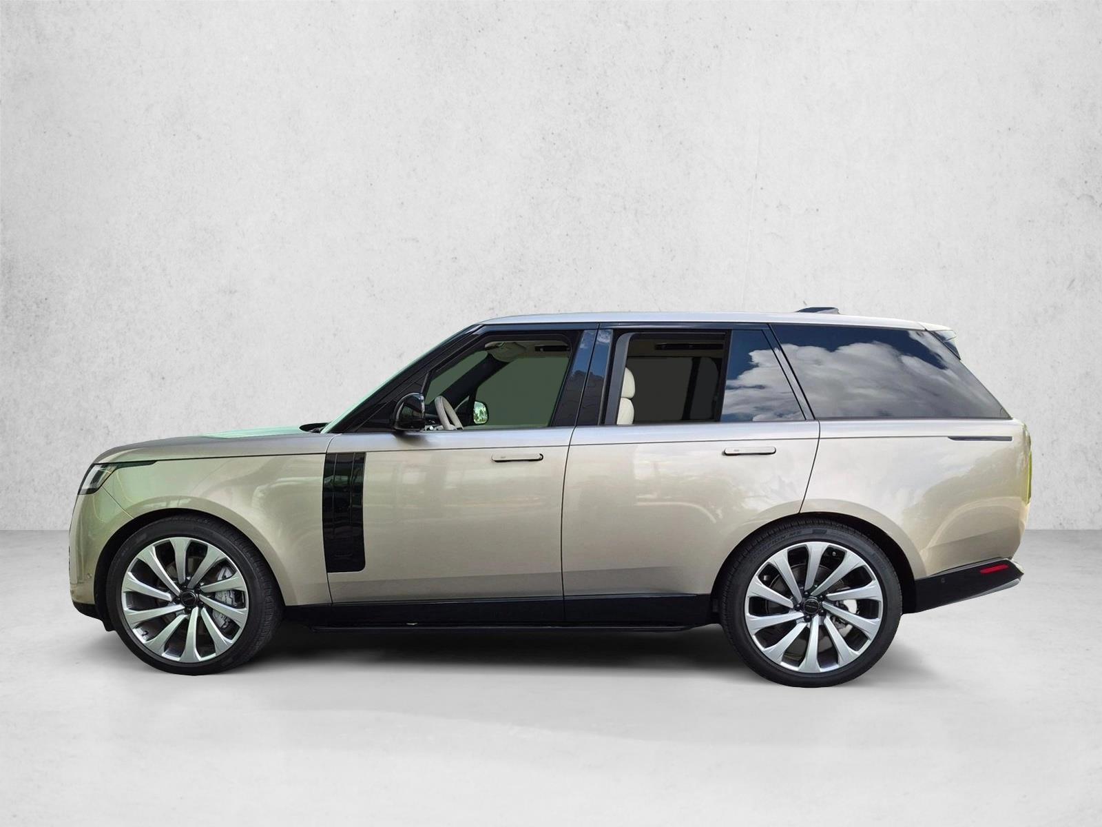 Thumbnail: 2026 Land Rover Range Rover - 2