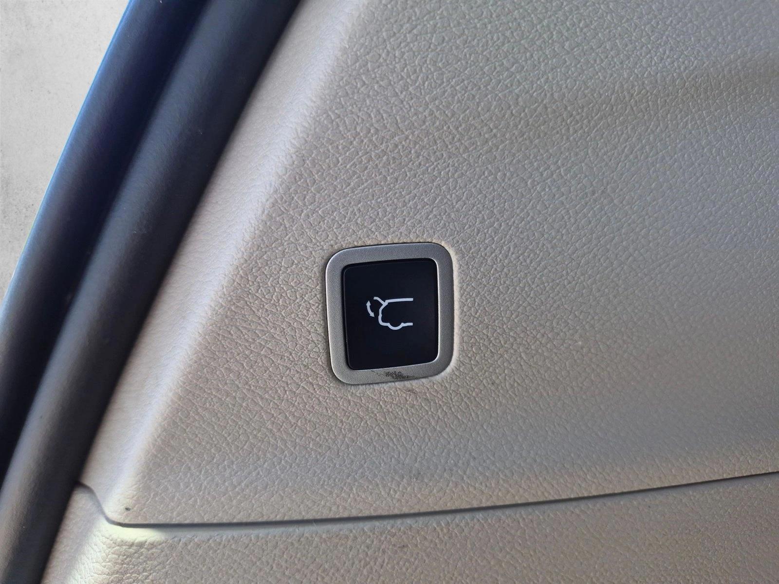 2022 Chrysler Voyager