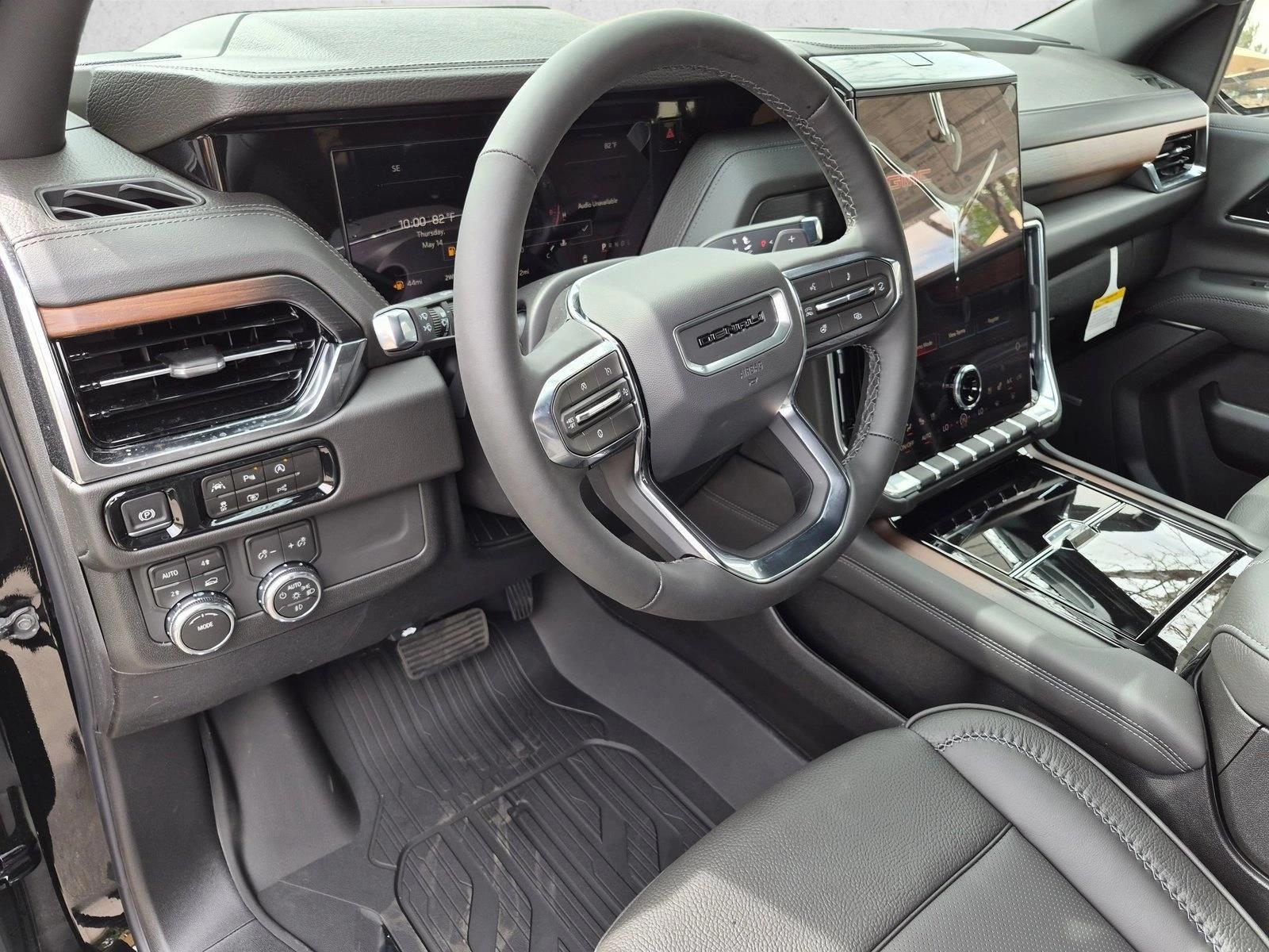 Thumbnail: 2026 GMC Yukon XL - 3