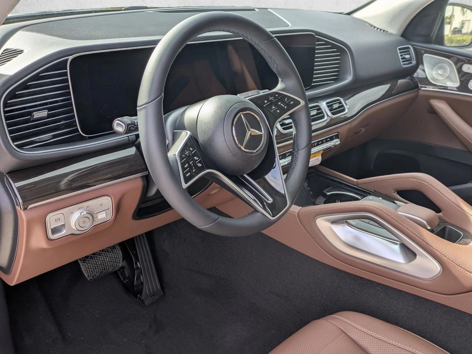Thumbnail: 2026 Mercedes-Benz GLE - 3