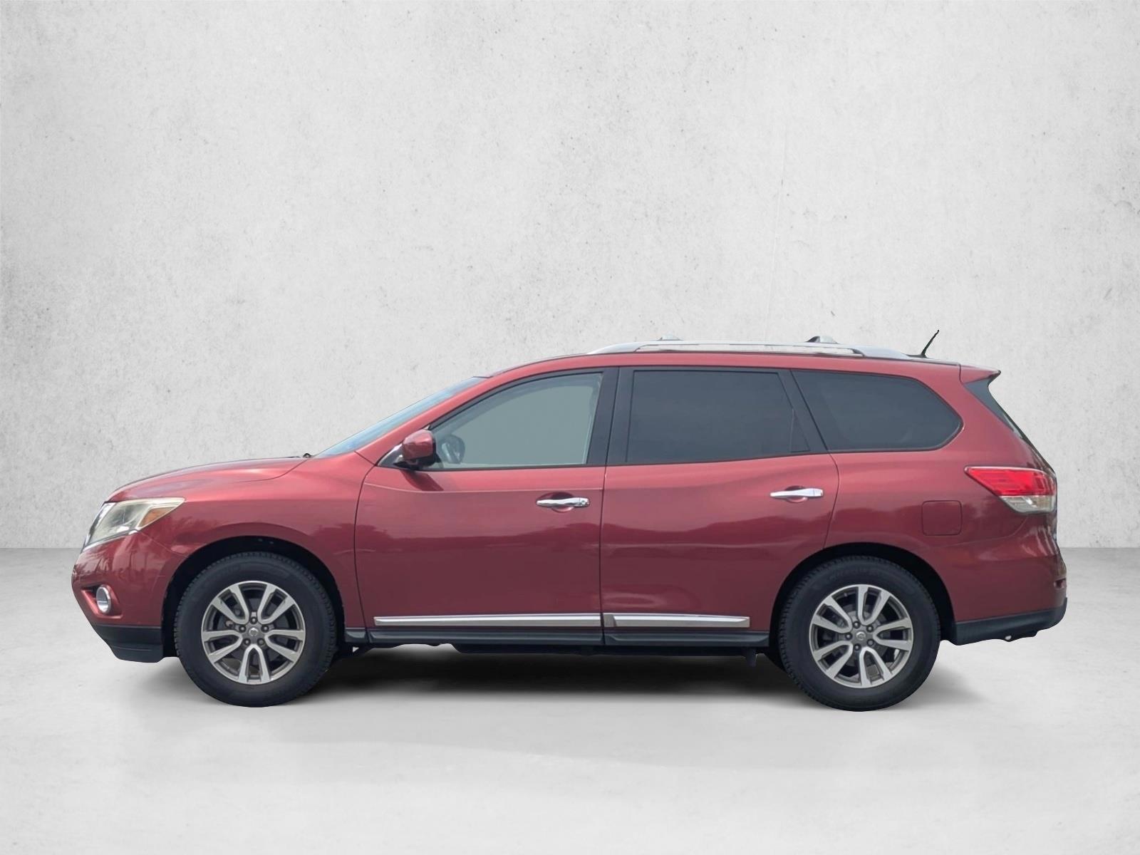 Thumbnail: 2016 Nissan Pathfinder - 2