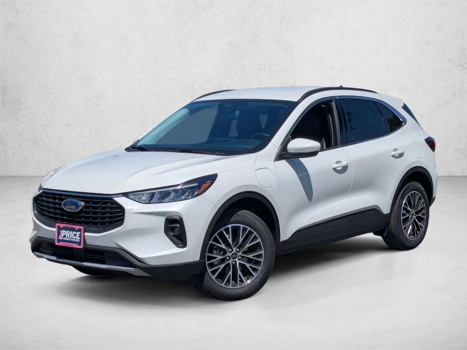 Thumbnail: 2025 Ford Escape - 1