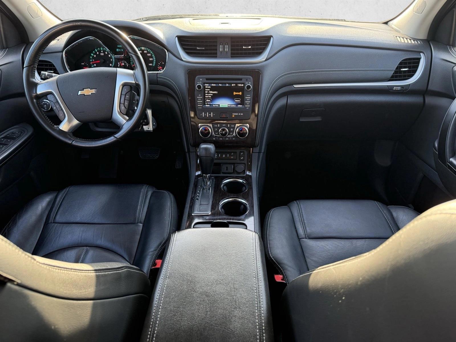 Thumbnail: 2017 Chevrolet Traverse - 3