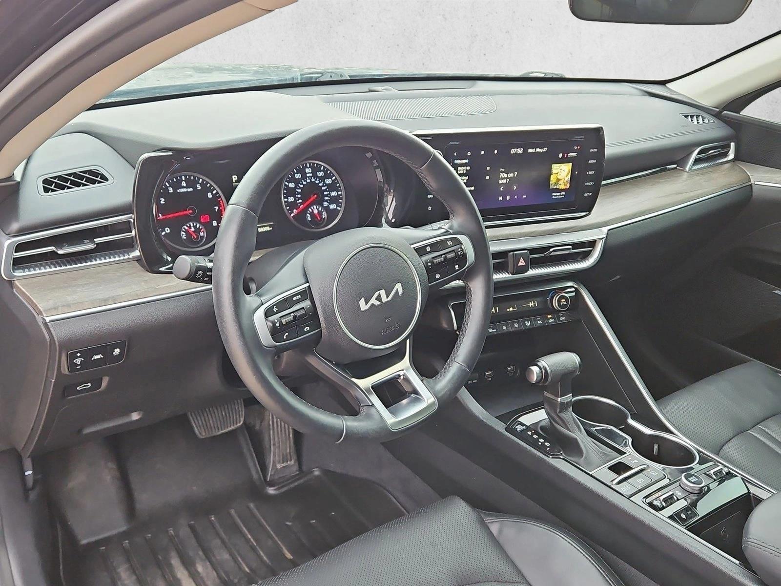 Thumbnail: 2023 Kia K5 - 3