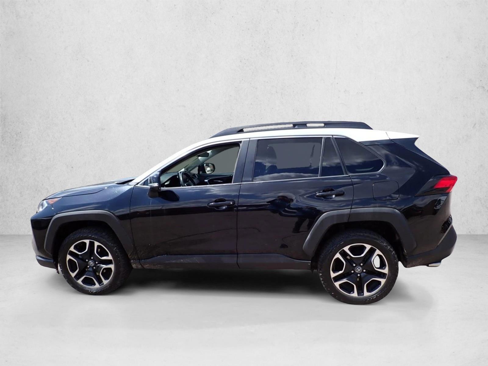 Thumbnail: 2019 Toyota RAV4 - 2