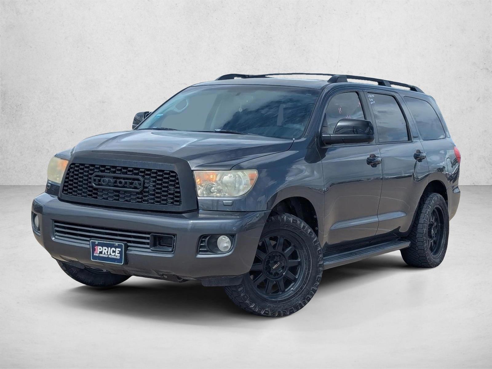 Thumbnail: 2015 Toyota Sequoia - 1