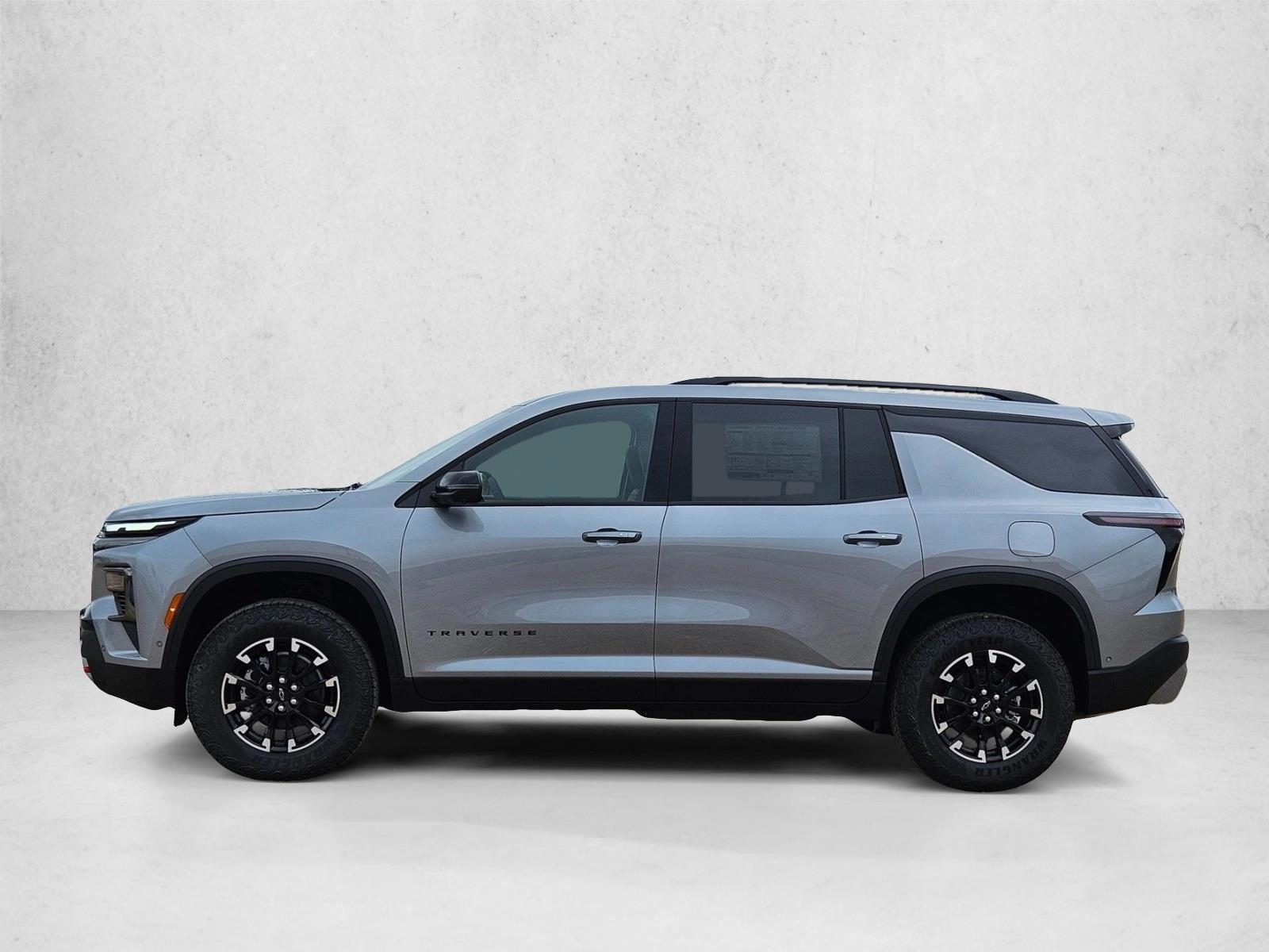 Thumbnail: 2026 Chevrolet Traverse - 2