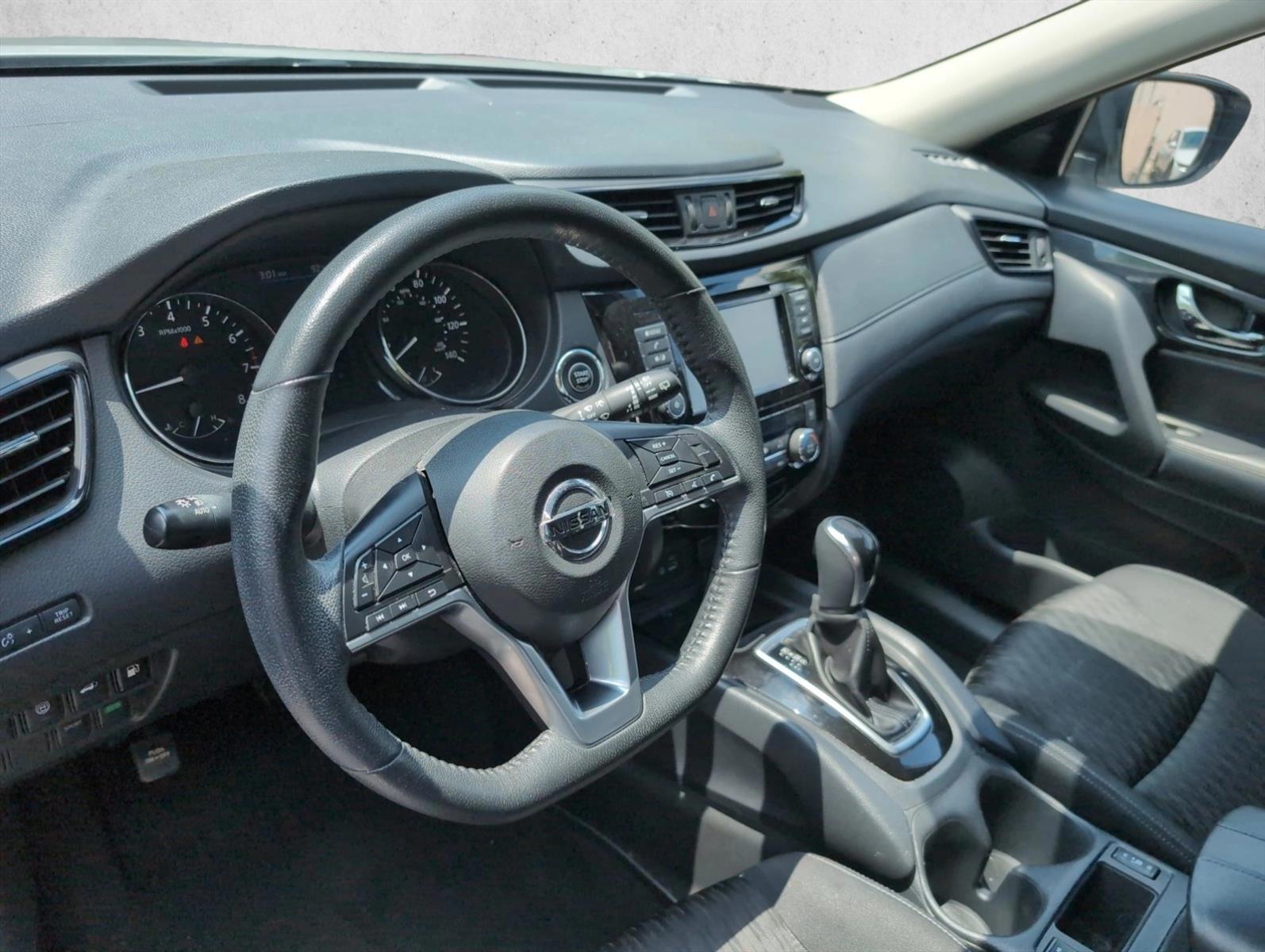 Thumbnail: 2020 Nissan Rogue - 1