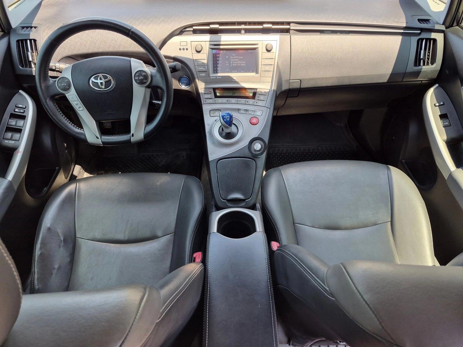 Thumbnail: 2013 Toyota Prius - 4