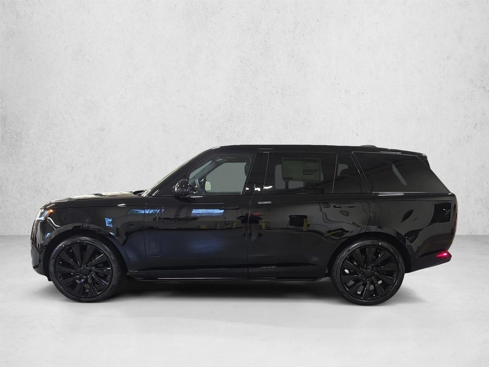 Thumbnail: 2026 Land Rover Range Rover - 2