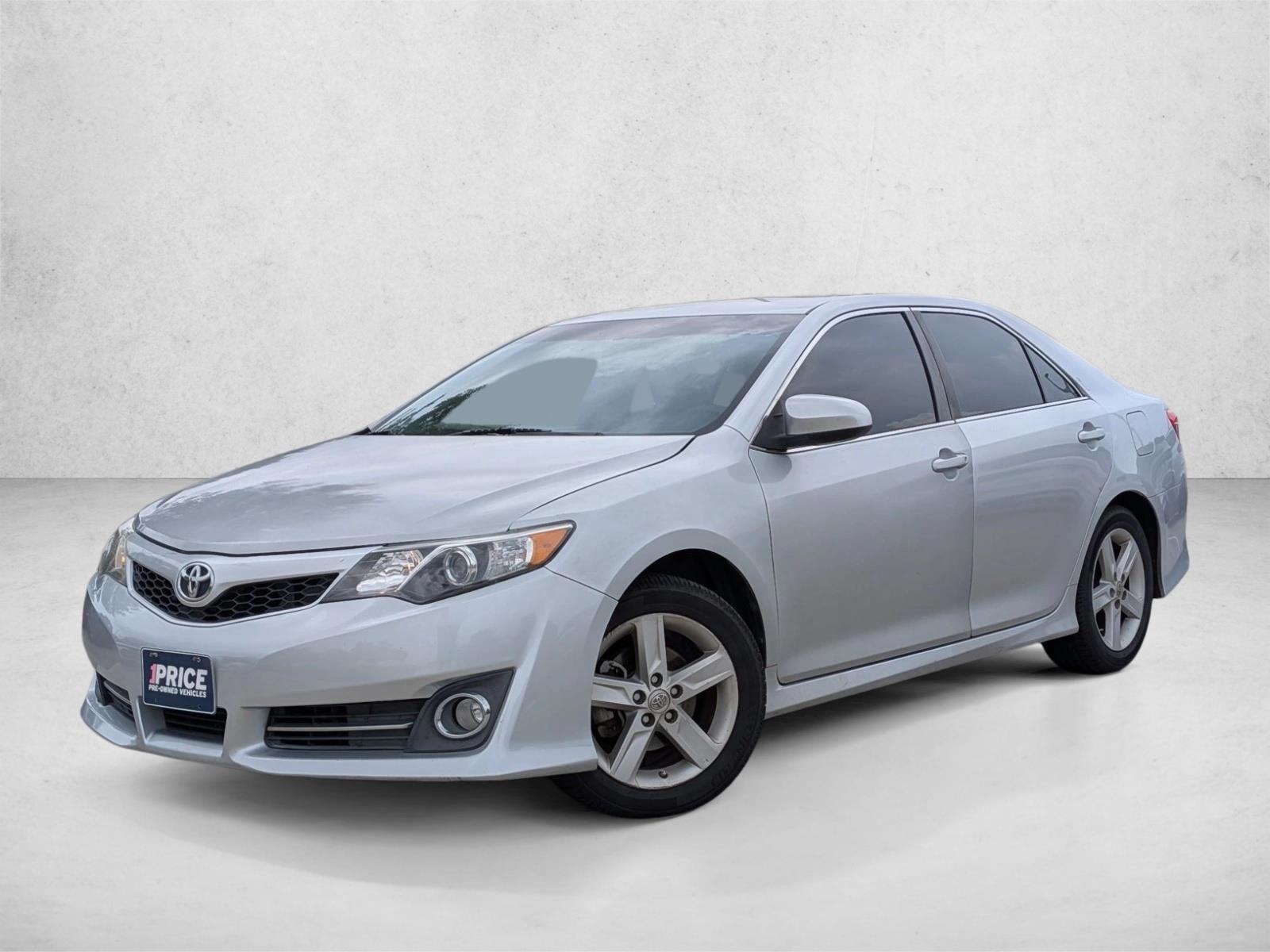 Thumbnail: 2014 Toyota Camry - 1