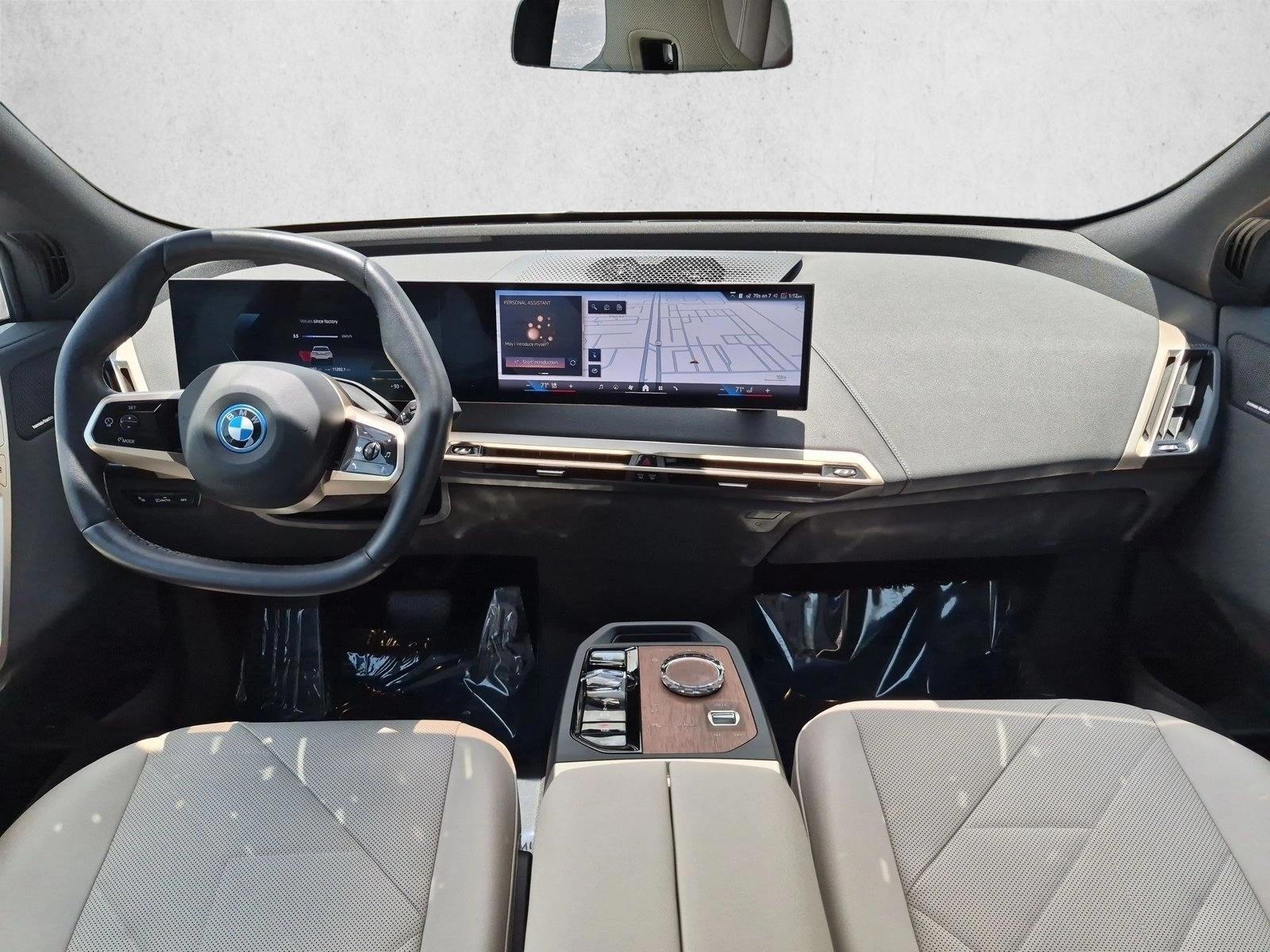 Thumbnail: 2024 BMW iX - 4