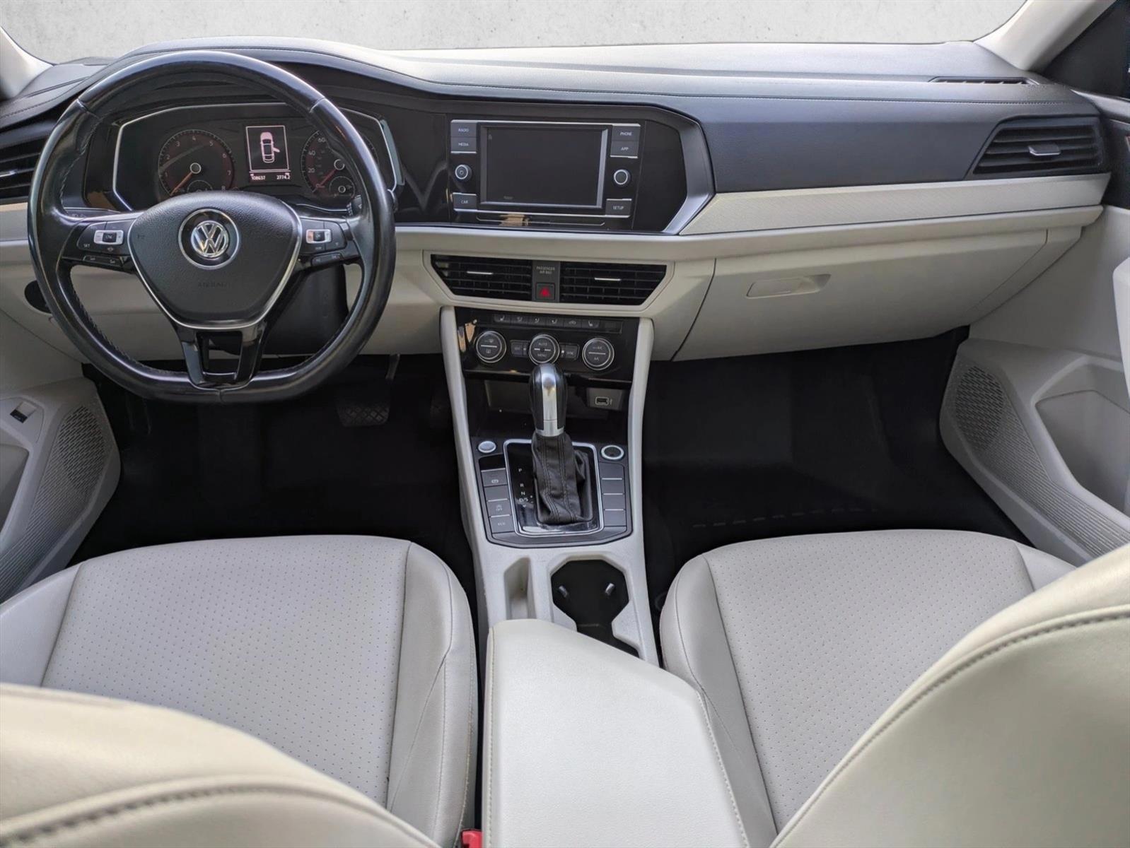 Thumbnail: 2019 Volkswagen Jetta - 3