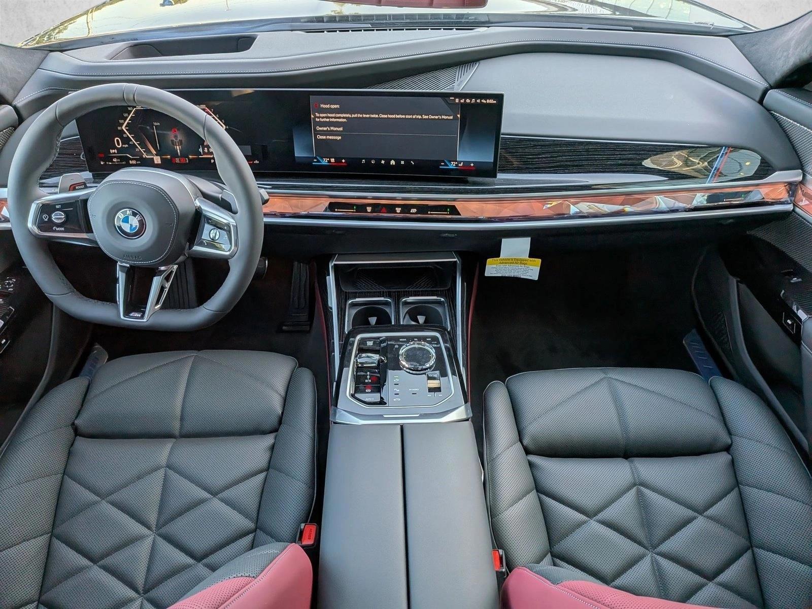 Thumbnail: 2026 BMW 7 Series - 4