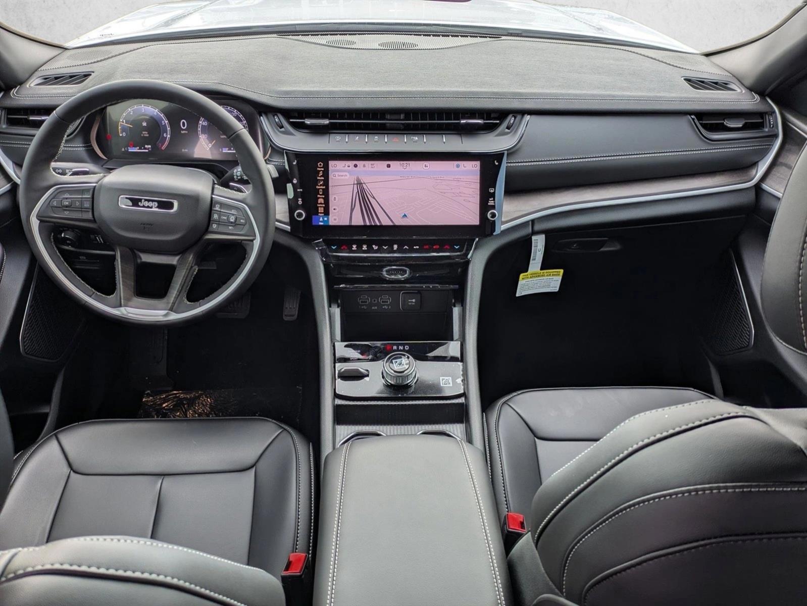 Thumbnail: 2026 Jeep Grand Cherokee - 3