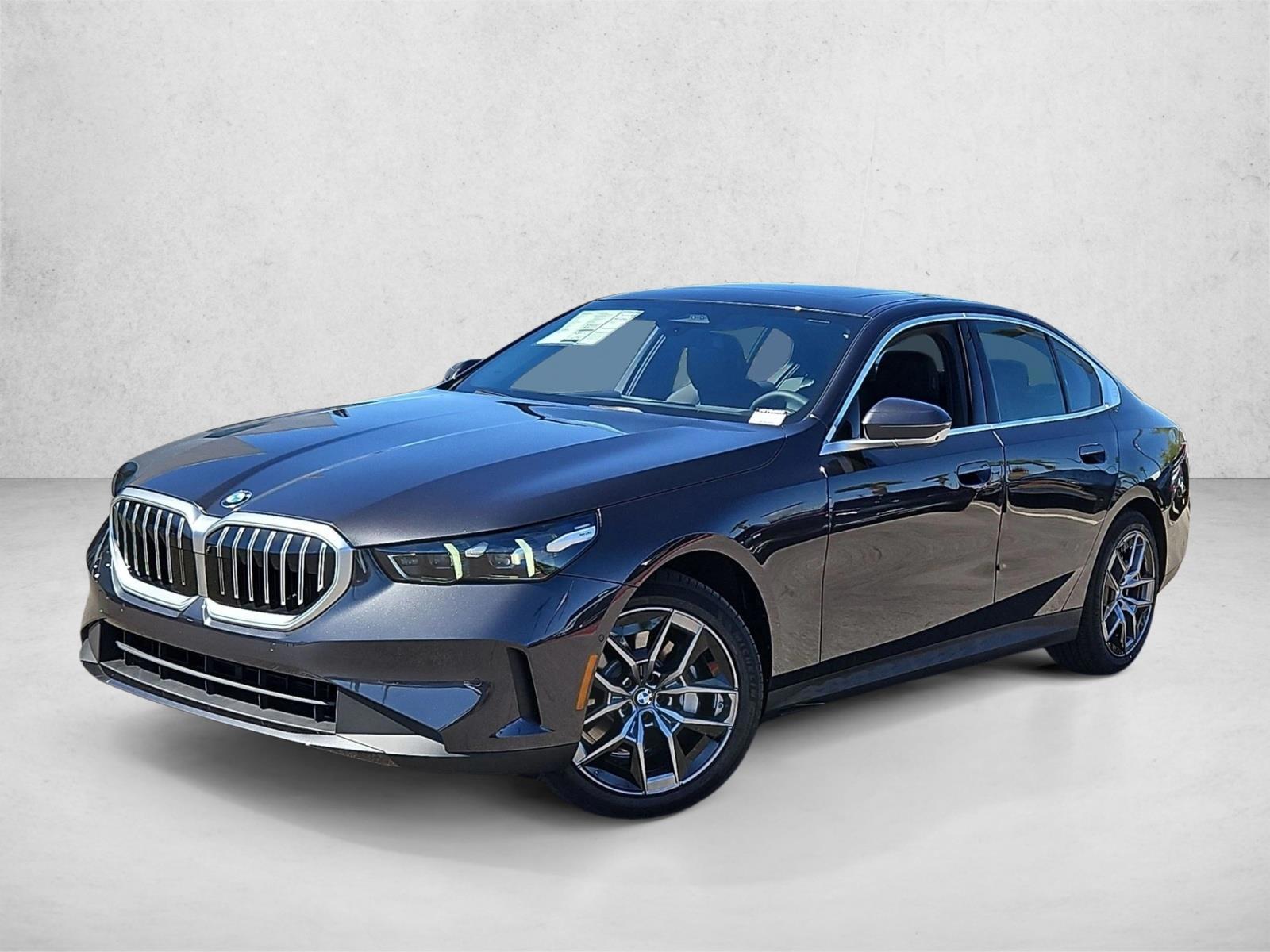 Thumbnail: 2027 BMW 5 Series - 1